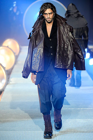 John Galliano / - 2010-2011